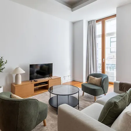 Elegant 2-bedroom In Lizbona