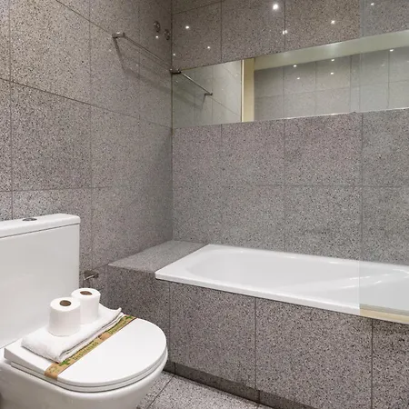 Elegant 2-bedroom In * Lisboa