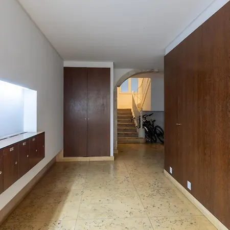 Elegant 2-bedroom In Lizbona